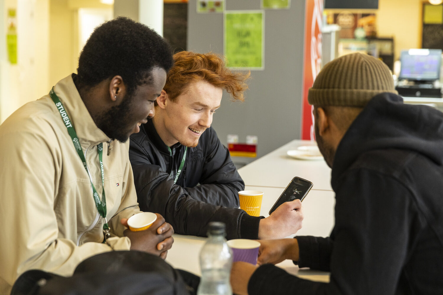 Bedford College Students Munch and Mocha